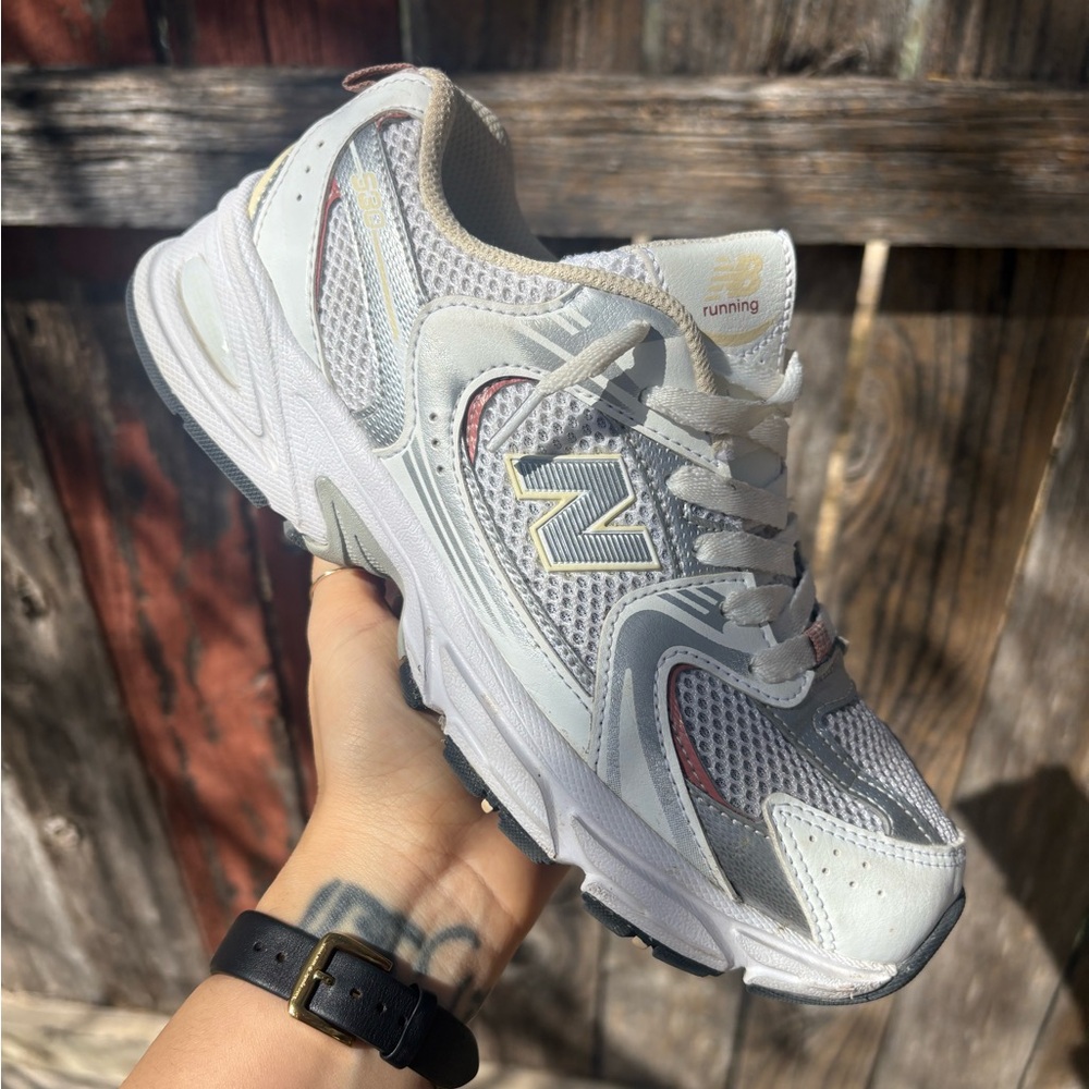 New Balance 530